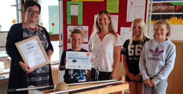 Grundschule Westerheim –  Auszeichnung als „MINIPHÄNOMENTA-Schule“