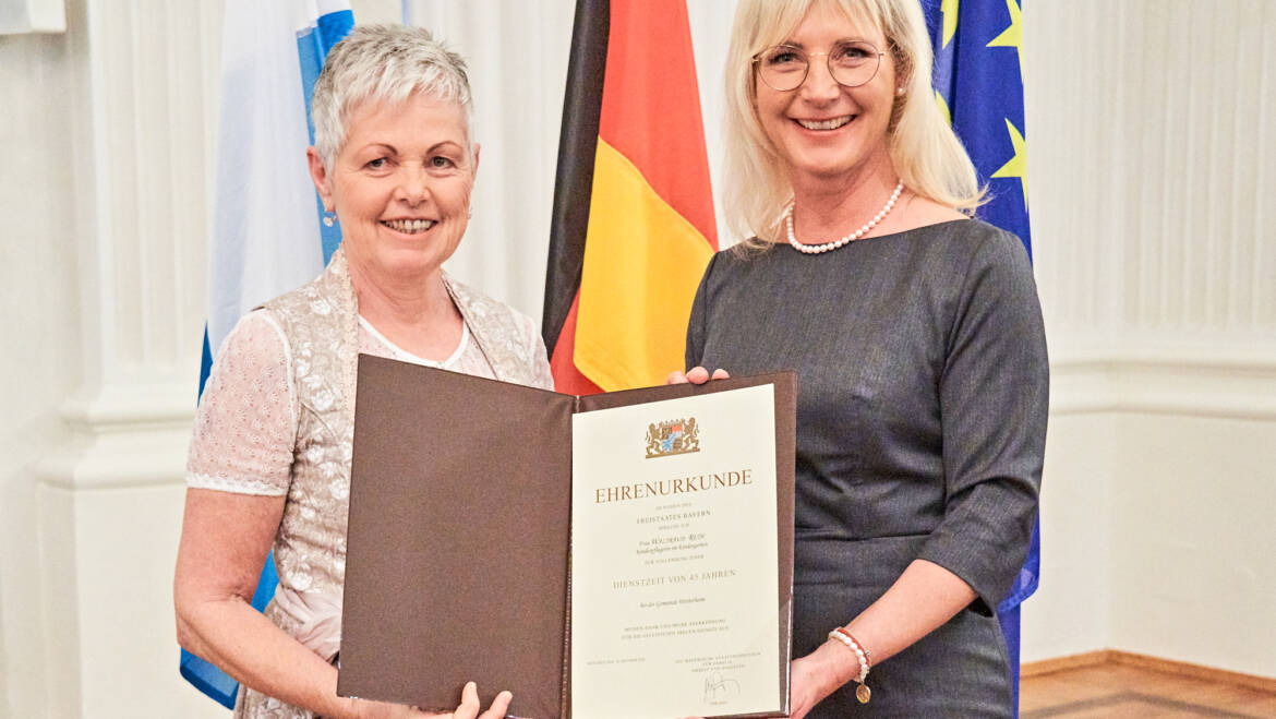 Ehrung von Frau Waltraud Reth als langjährige Mitarbeiterin im Kindergarten Westerheim